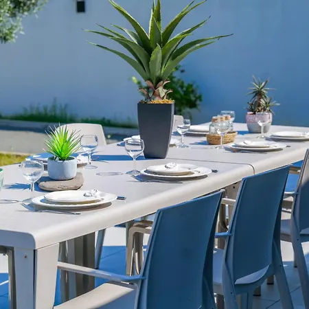 Magnifique Avec Piscine - 8 Personnes - Paracou * Les Sables-d'Olonne